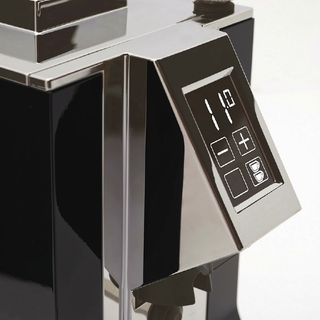 Close-up of the digital touch display on the Eureka Mignon Specialita coffee grinder in black